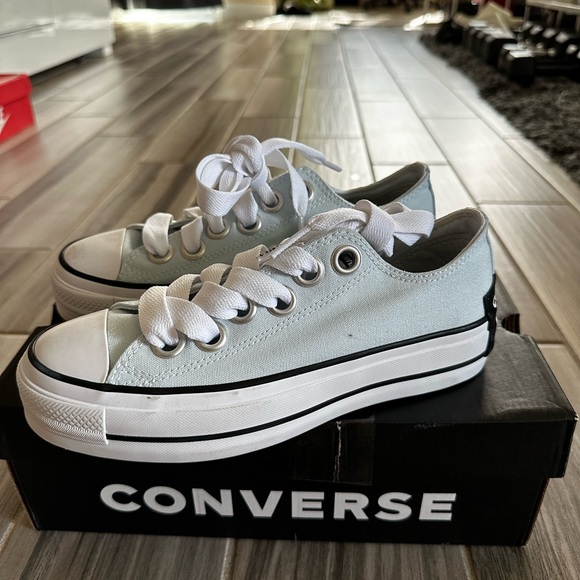 Women's Converse Chuck Taylor All Star Lift Platform Casual Shoes - winter slay - Picture 7 of 11